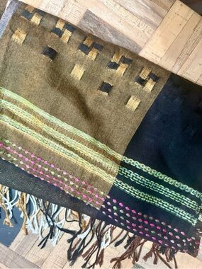 100% Pashmina Handwoven Shawl - Rare Geometric Weave